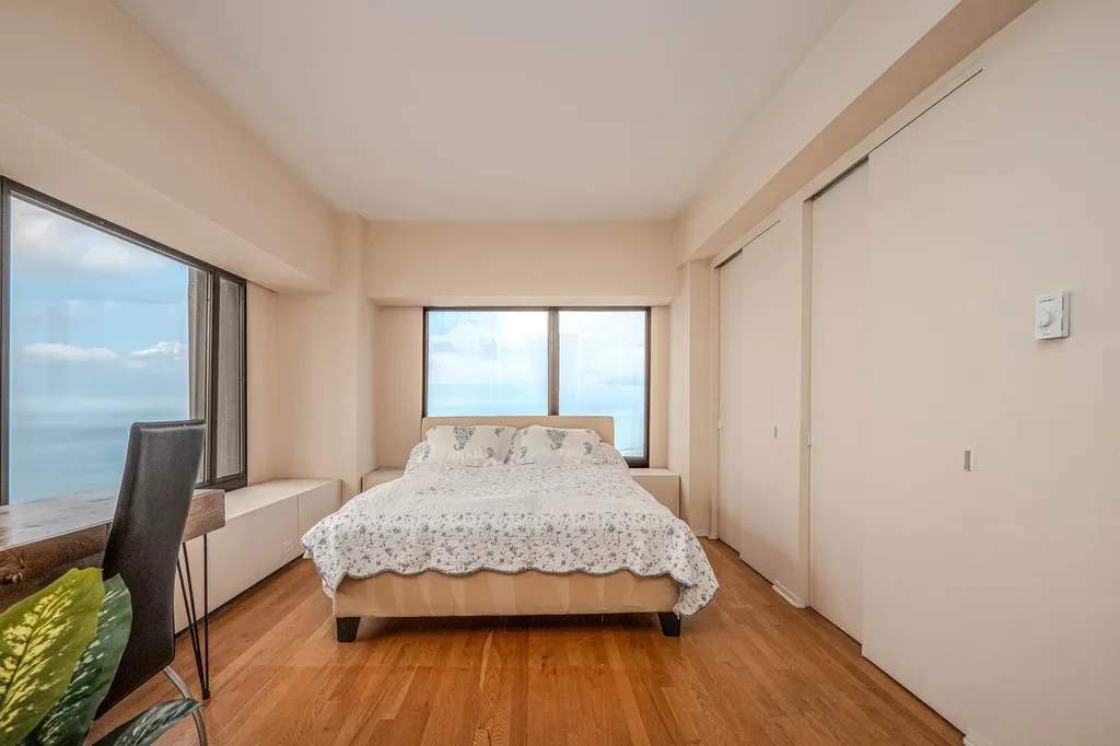175 East Delaware Place Chicago IL 60611