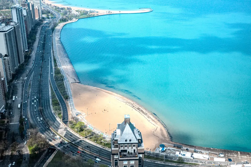 175 East Delaware Place Chicago IL 60611