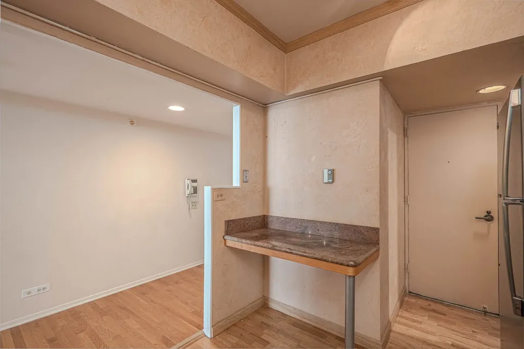 175 East Delaware Place Chicago IL 60611