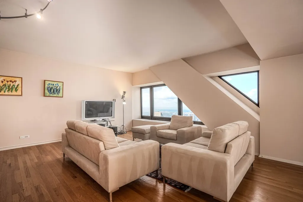 175 East Delaware Place Chicago IL 60611