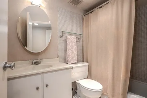 175 East Delaware Place Chicago IL 60611