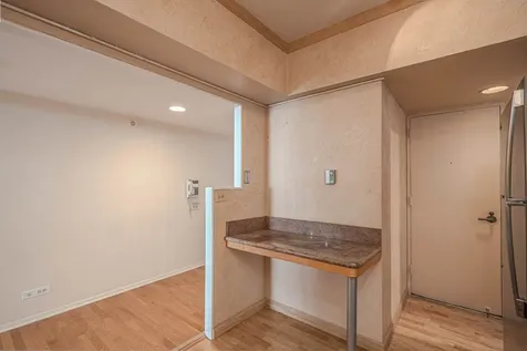 175 East Delaware Place Chicago IL 60611