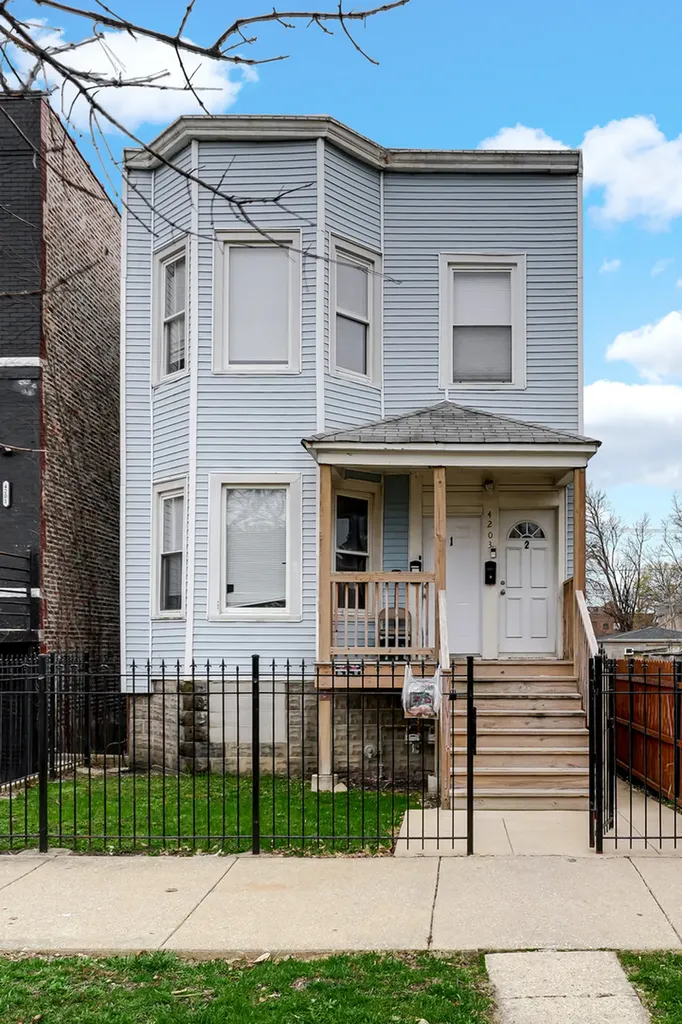 4203 West Maypole Avenue Chicago IL 60624