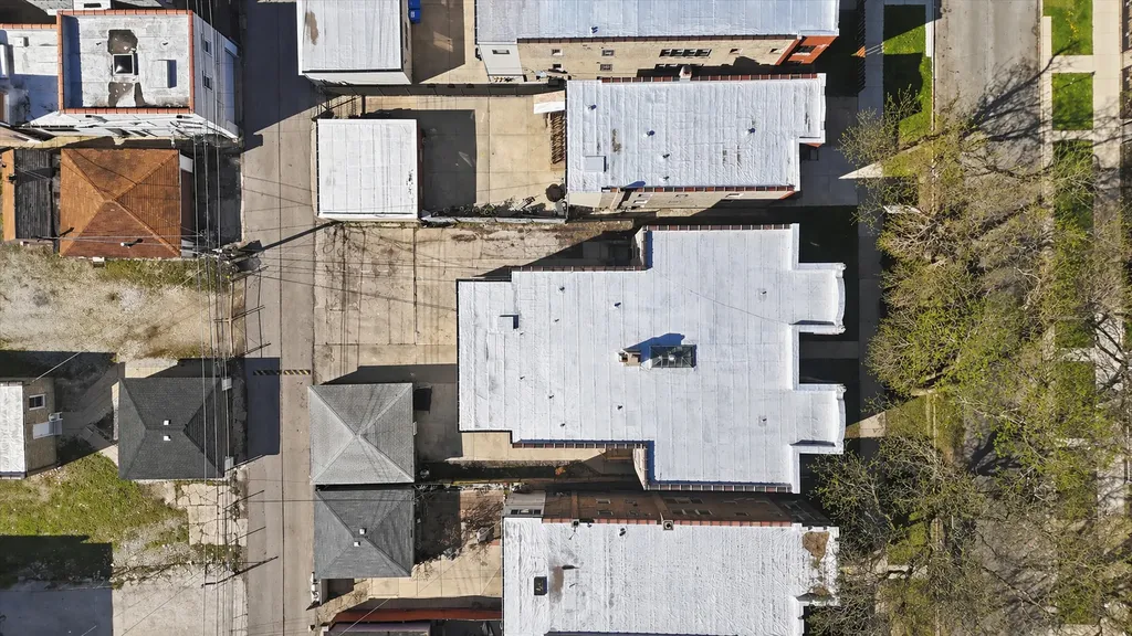 2946 North Keating Avenue Chicago IL 60641