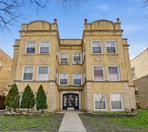2946 North Keating Avenue Chicago IL 60641