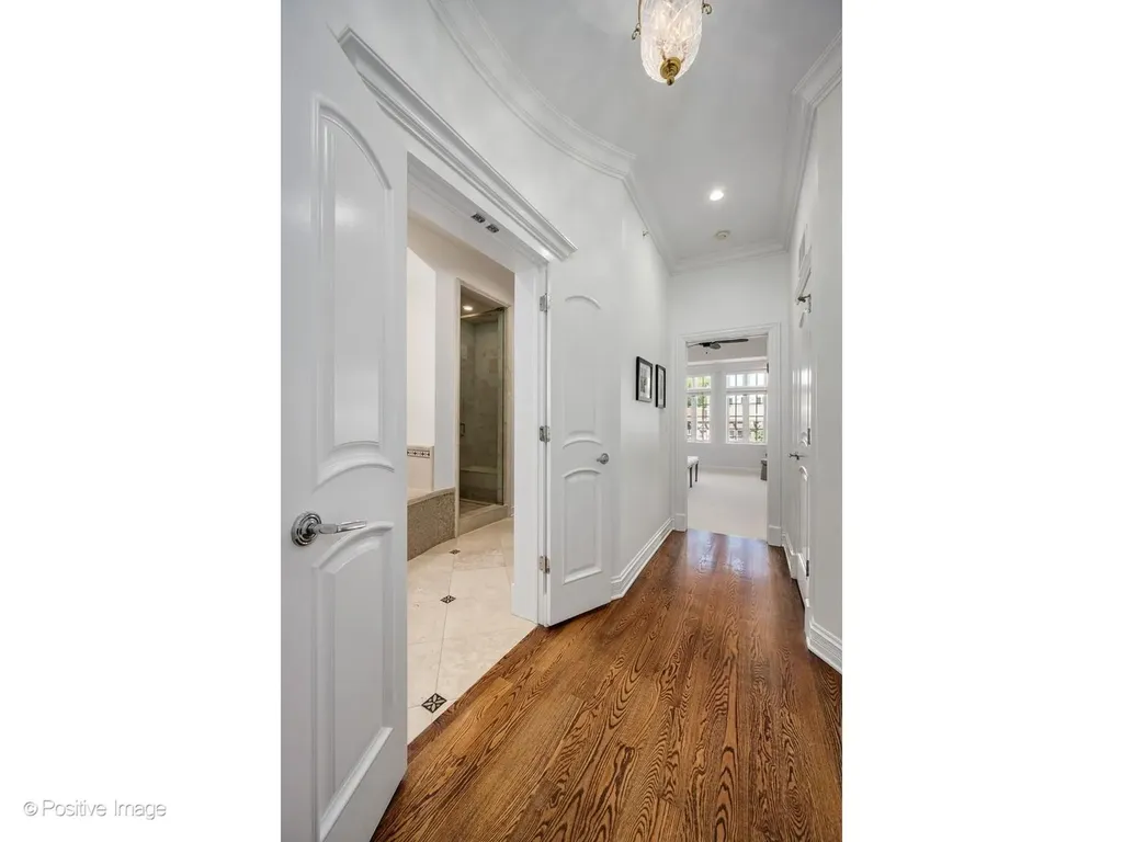 2714 North Greenview Avenue Chicago IL 60614