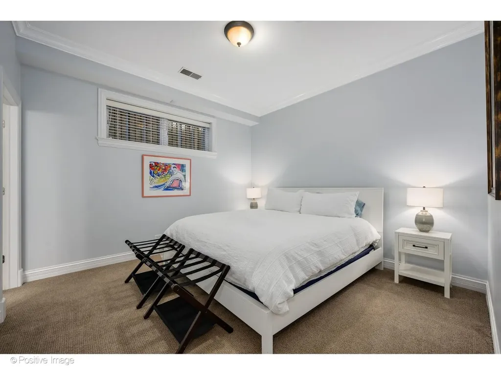 2714 North Greenview Avenue Chicago IL 60614