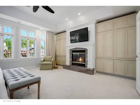 2714 North Greenview Avenue Chicago IL 60614