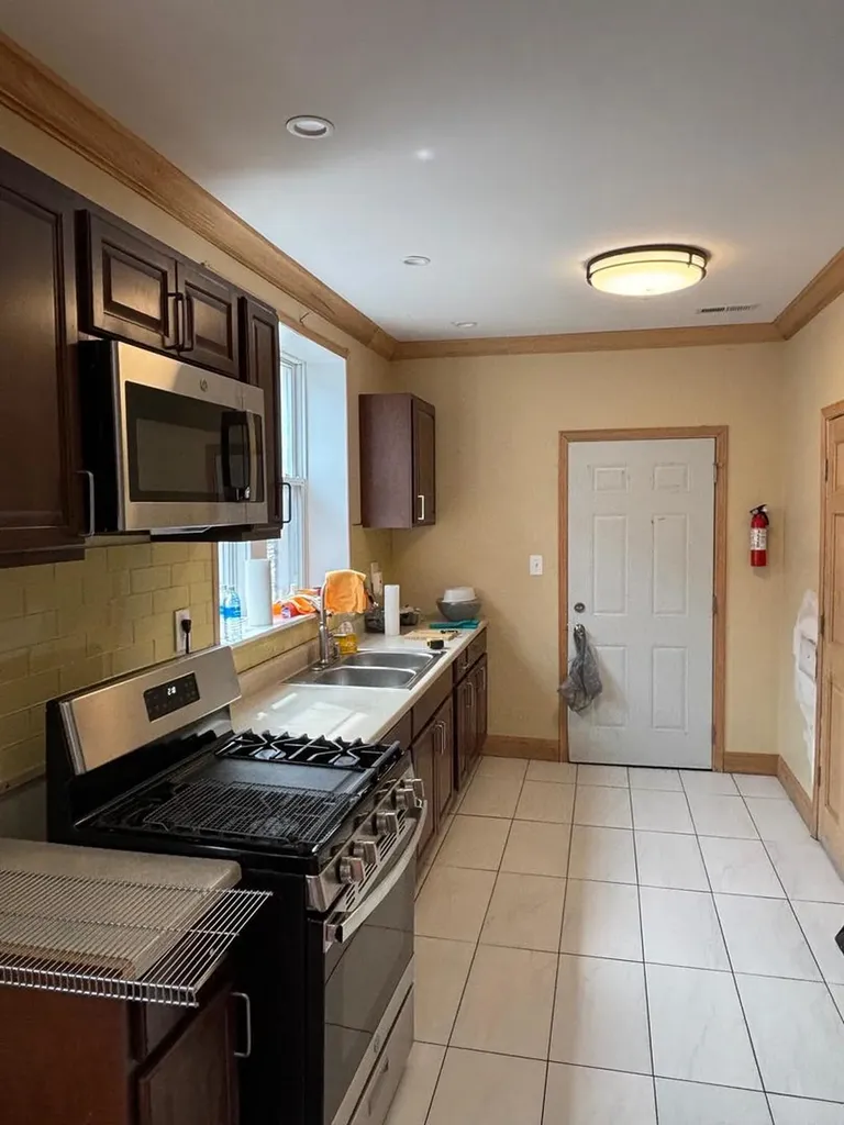 7644 South Cornell Avenue Chicago IL 60649