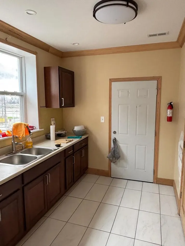 7644 South Cornell Avenue Chicago IL 60649