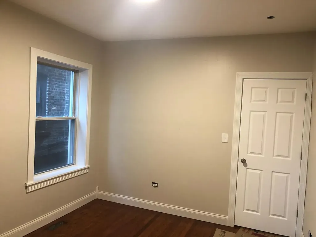 7644 South Cornell Avenue Chicago IL 60649