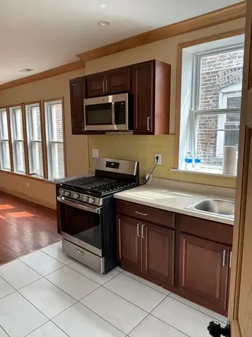 7644 South Cornell Avenue Chicago IL 60649
