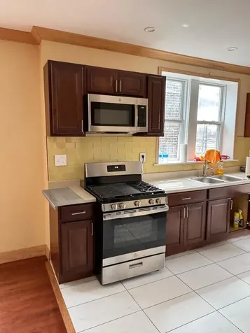 7644 South Cornell Avenue Chicago IL 60649