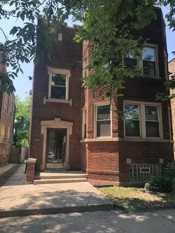 7644 South Cornell Avenue Chicago IL 60649