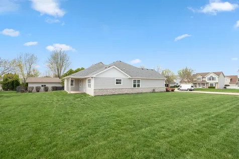 24621 Kaylee Street Shorewood IL 60404