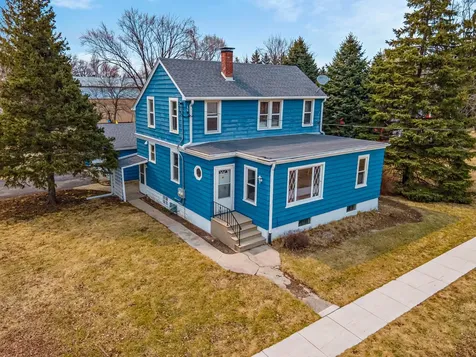 25 East Chestnut Avenue Cortland IL 60112