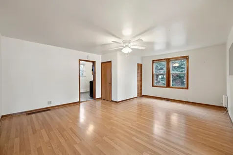 25 East Chestnut Avenue Cortland IL 60112