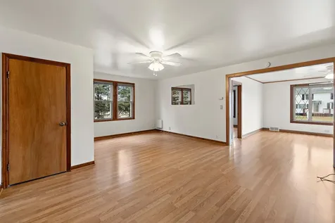 25 East Chestnut Avenue Cortland IL 60112