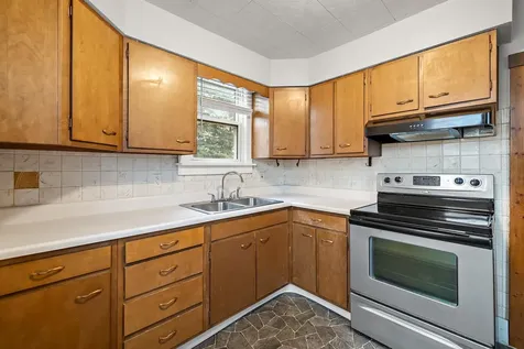 25 East Chestnut Avenue Cortland IL 60112