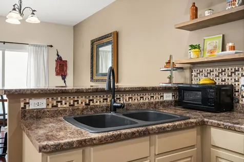 629 Buckboard Lane Sycamore IL 60178