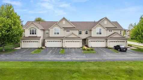 629 Buckboard Lane Sycamore IL 60178
