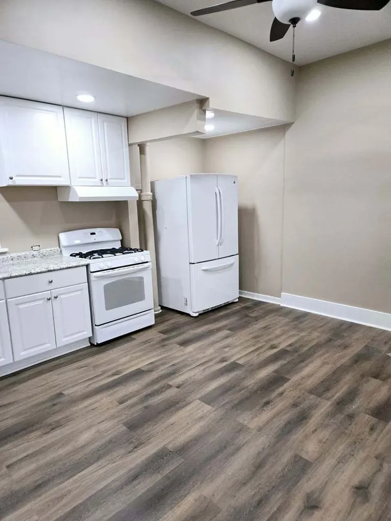 168 South Lincoln Avenue Aurora IL 60505