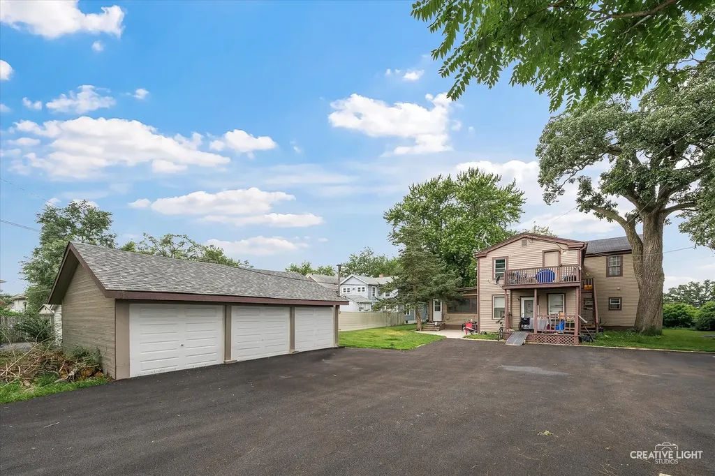 168 South Lincoln Avenue Aurora IL 60505