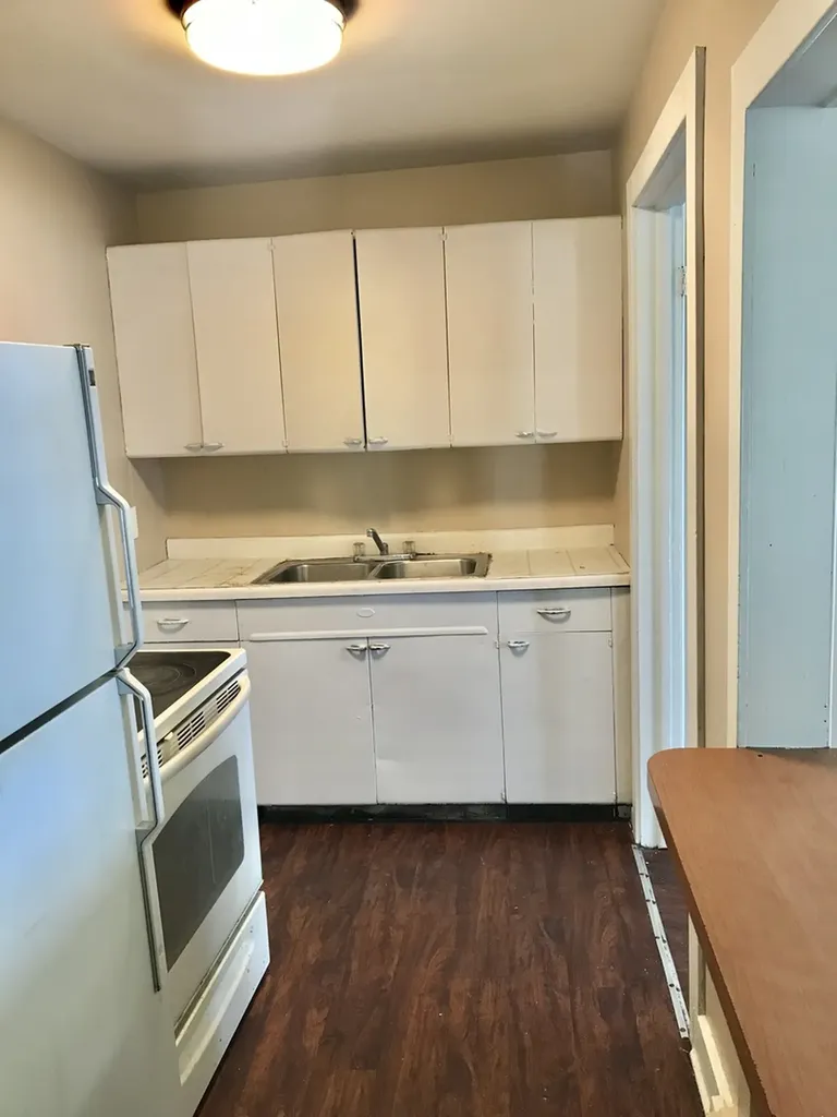 168 South Lincoln Avenue Aurora IL 60505