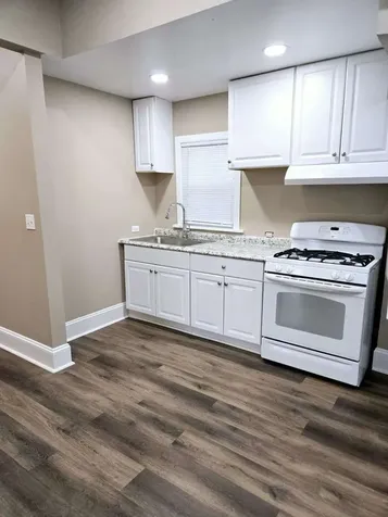 168 South Lincoln Avenue Aurora IL 60505