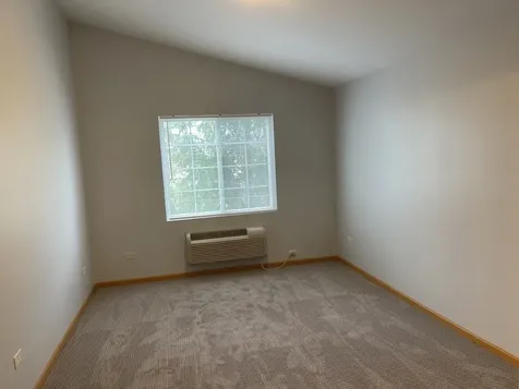 1517 Silverstone Drive Carpentersville IL 60110