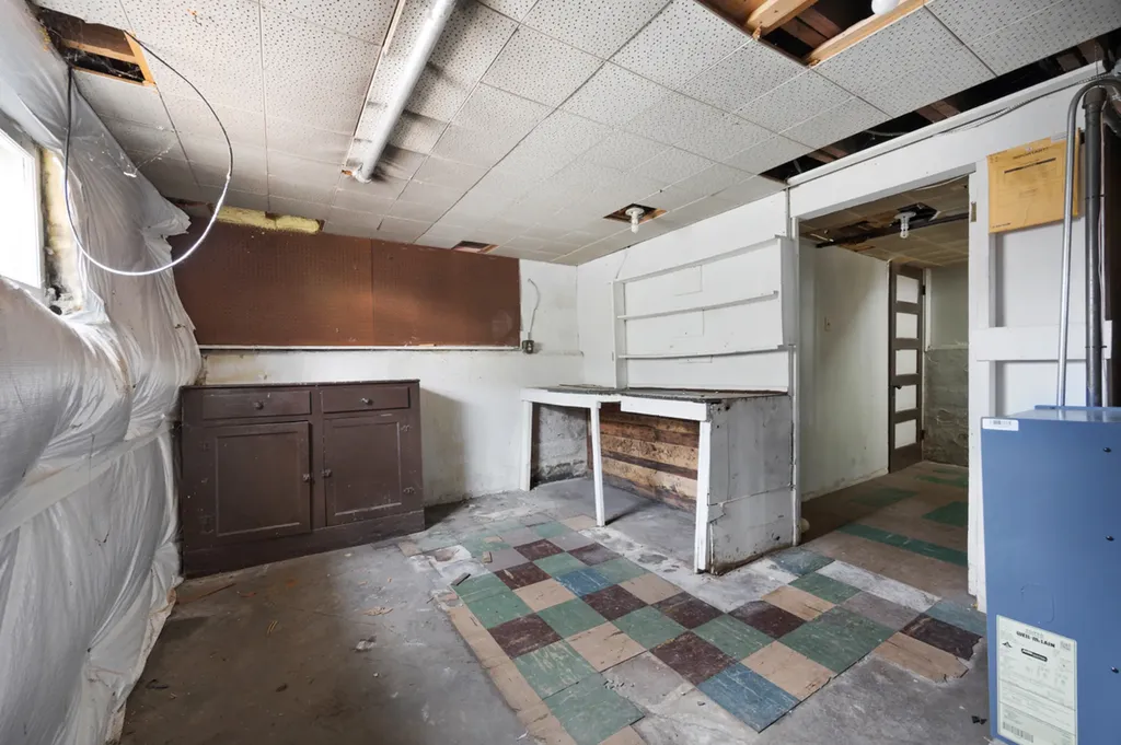 130 West Washington Street Villa Park IL 60181