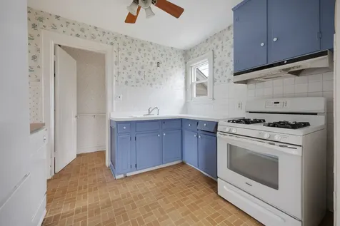 130 West Washington Street Villa Park IL 60181