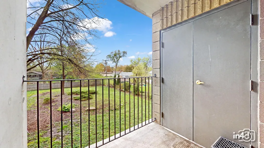 1750 North Marywood Avenue Aurora IL 60505