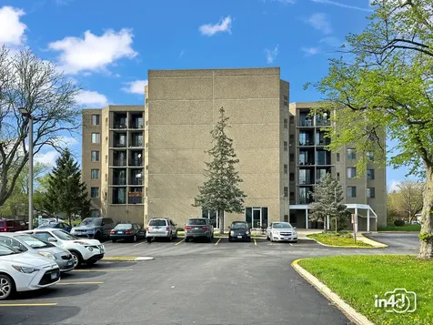 1750 North Marywood Avenue Aurora IL 60505