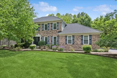 3002 Easton Place St. Charles IL 60175