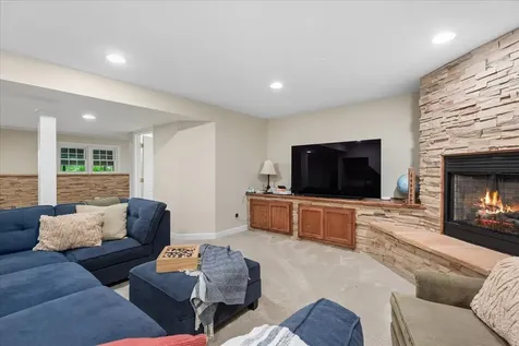 3002 Easton Place St. Charles IL 60175