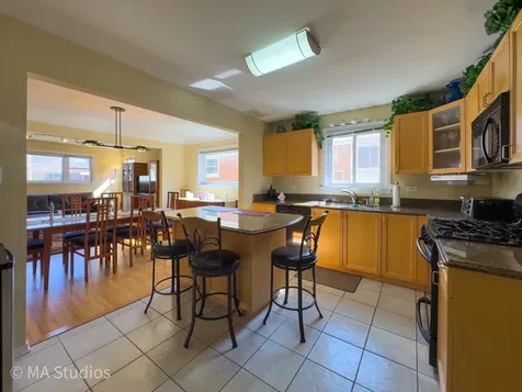 8912 Harms Road Morton Grove IL 60053
