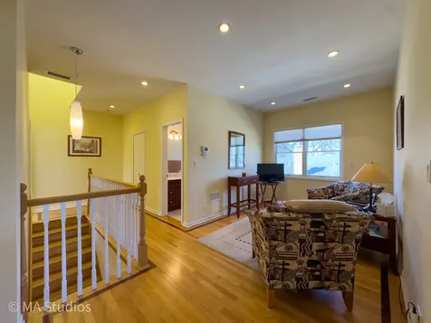 8912 Harms Road Morton Grove IL 60053