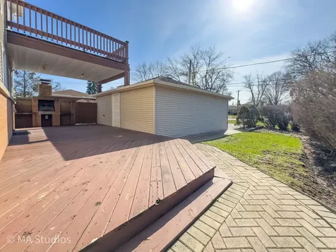 8912 Harms Road Morton Grove IL 60053