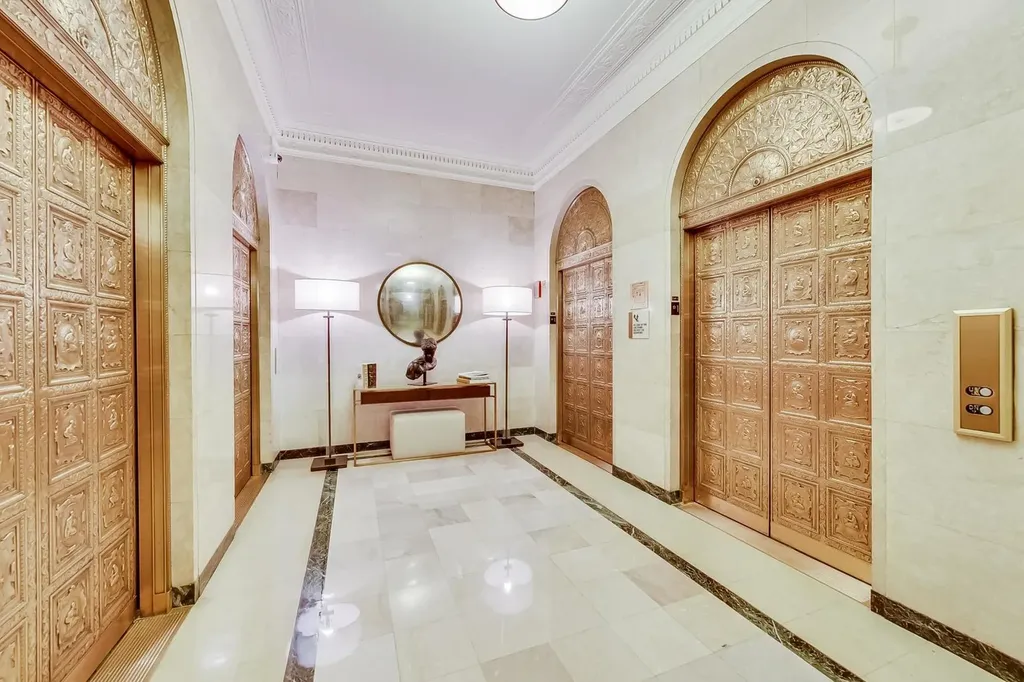310 South Michigan Avenue Chicago IL 60604