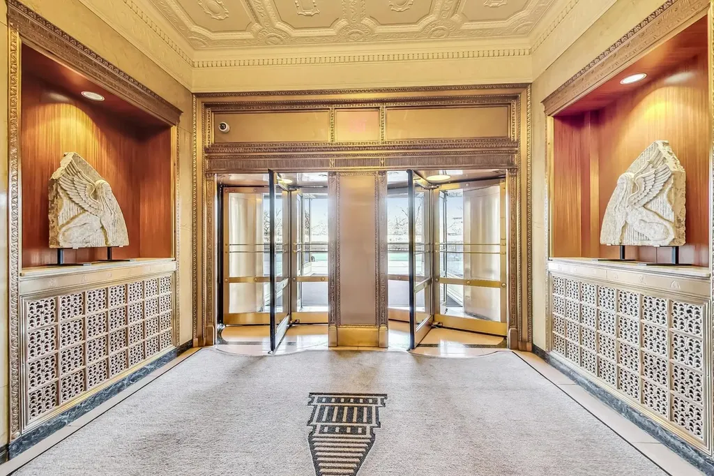 310 South Michigan Avenue Chicago IL 60604
