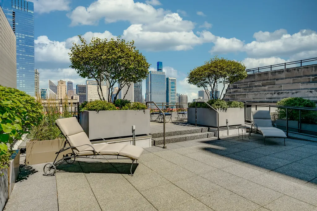 310 South Michigan Avenue Chicago IL 60604