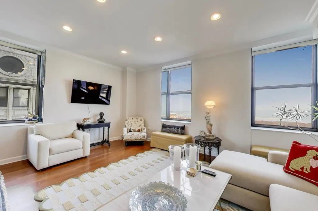 310 South Michigan Avenue Chicago IL 60604