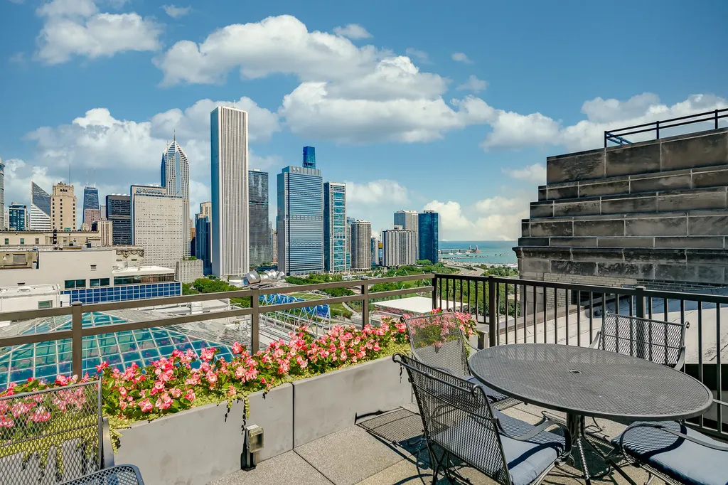310 South Michigan Avenue Chicago IL 60604