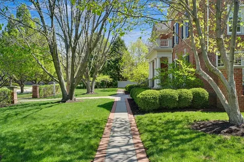 1203 Sussex Court Champaign IL 61821