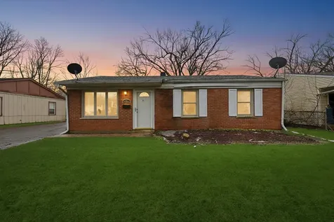 2016 215TH Place Sauk Village IL 60411