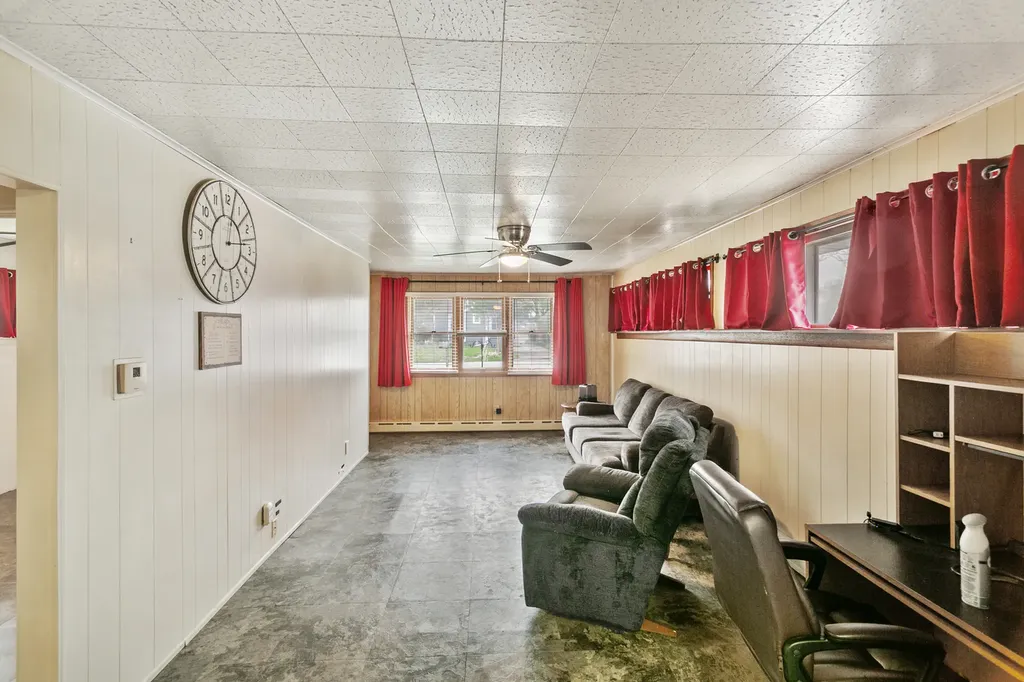3S571 Tinker Avenue Warrenville IL 60555