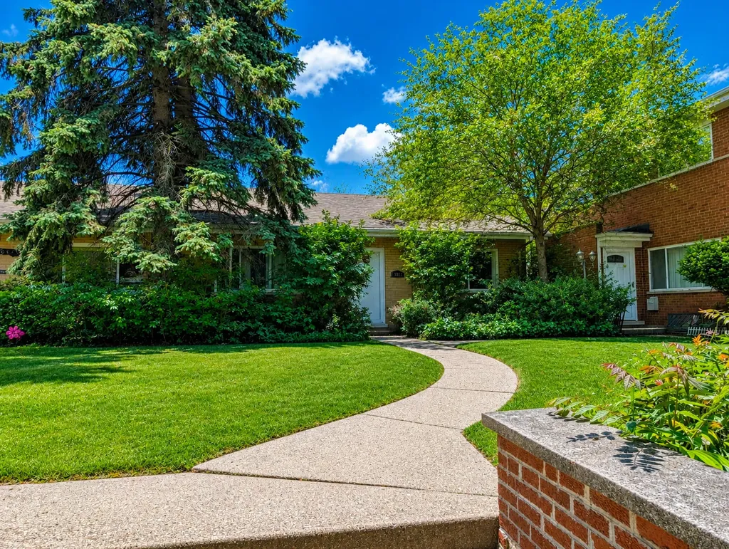 221 Dodge Avenue Evanston IL 60202