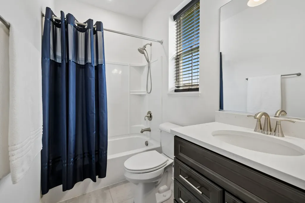 9242 Enstrom Court Huntley IL 60142