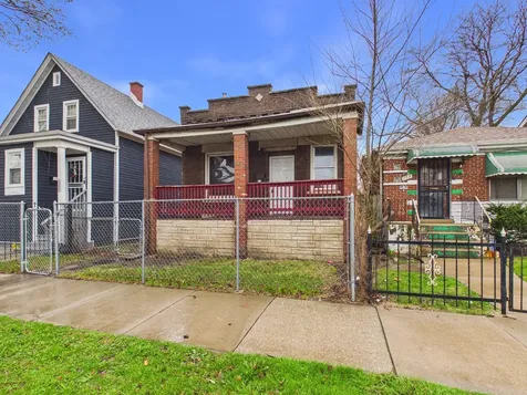 827 East 87th Place Chicago IL 60619
